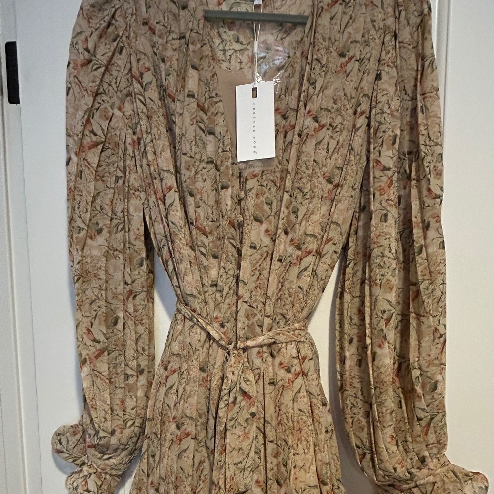 Endless Rose Beige Romper, Womens Size Large, Never Worn